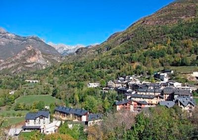 Excursión a Sesué, a un paso del Hotel Casa Chuldian